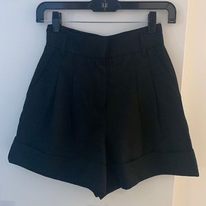 Aritzia Wilfred high rise shorts